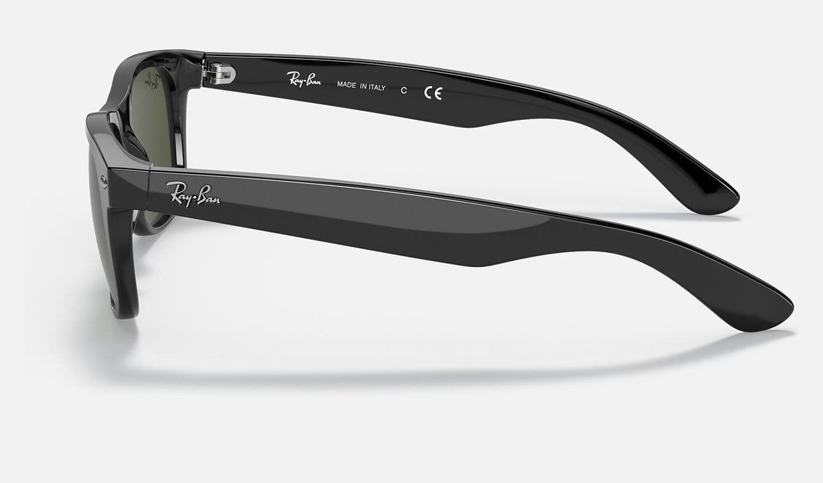 Ray-Ban RB2132 New Wayfarer Noir de profil