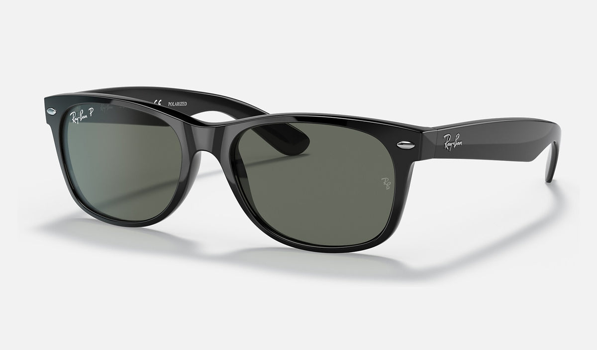 Ray-Ban RB2132 New Wayfarer Noir polarisé de trois-quarts