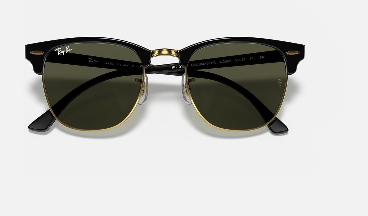Ray-Ban RB3016 Clubmaster Noir et doré de face, branches fermées