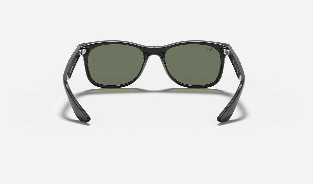 Ray-Ban RJ9052S Junior New Wayfarer Noir de dos