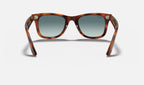 Ray-Ban RB4340 Wayfarer Havane rouge de dos