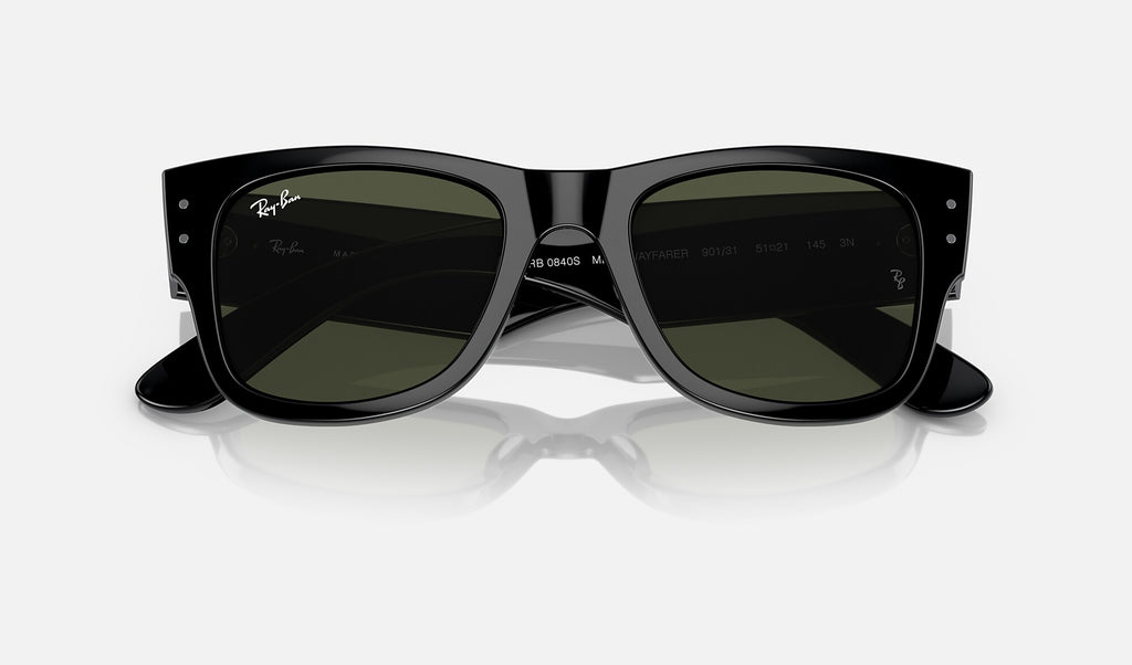 Ray-Ban RB0840S Mega Wayfarer Noir de face, branches fermées