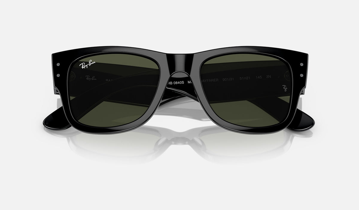 Ray-Ban RB0840S Mega Wayfarer Noir de face, branches fermées